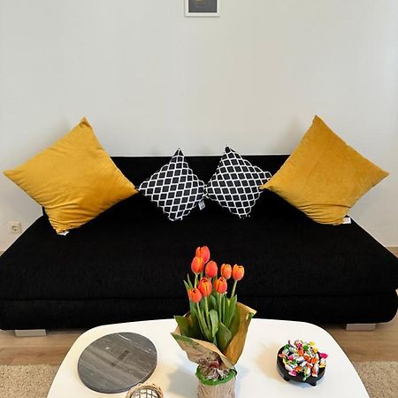 Cozy 8-Person Home In Vienna Located At Haberlgasse 82 N1 Extérieur photo